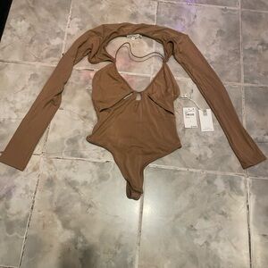NWT Good American Longsleeve Cut Out Cord Thong Bodysuit Tan SZ 2 MSRP$110
